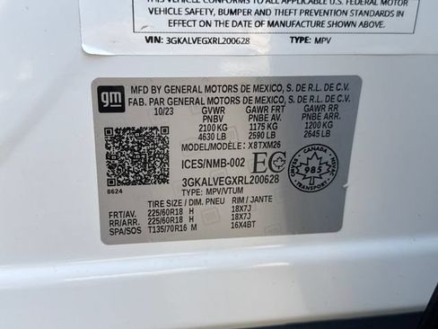 Used 2024 GMC Terrain SLT AWD/4WD image 34