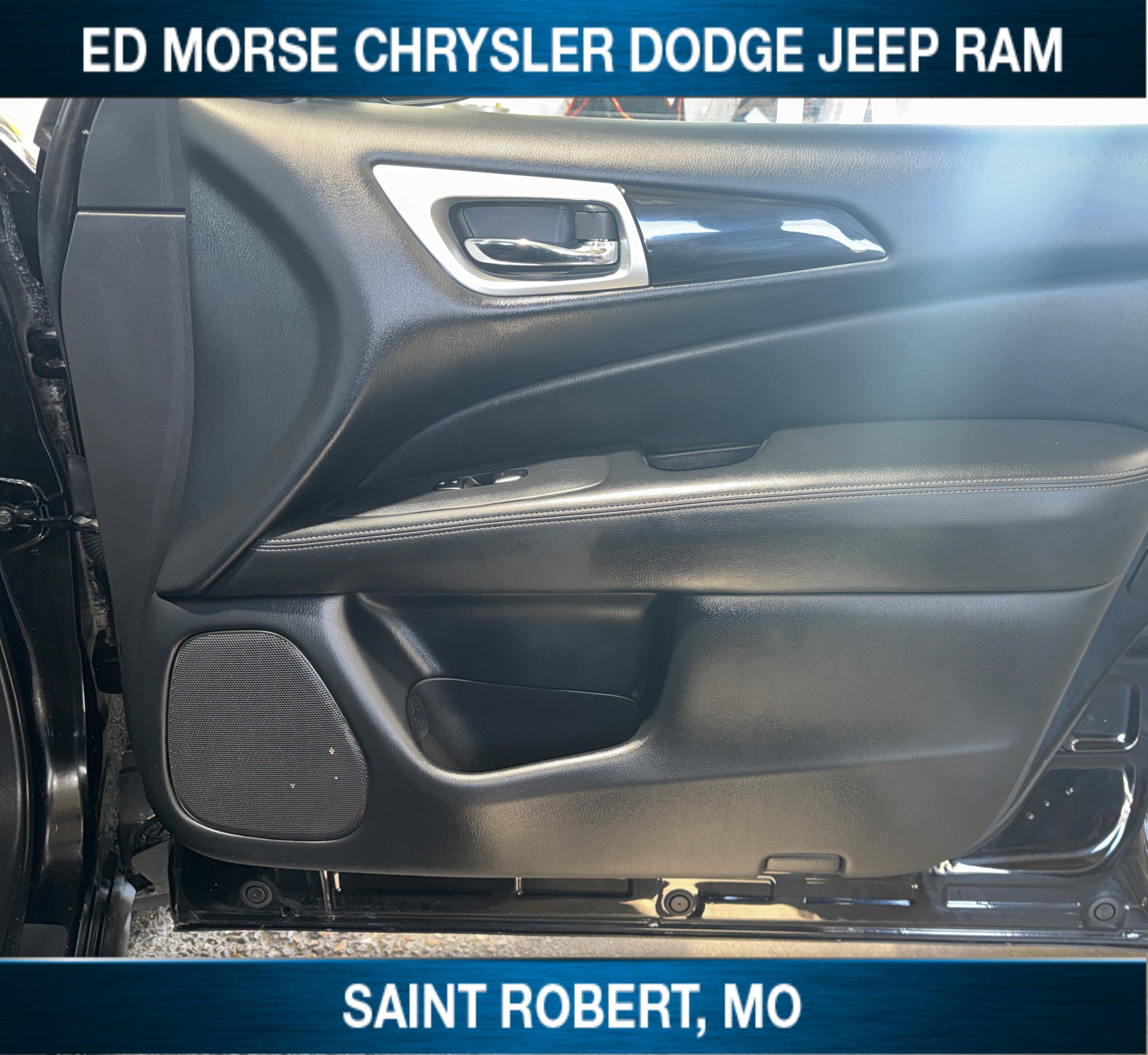 Used 2020 Nissan Pathfinder S AWD/4WD image 33