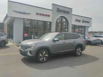 Used 2025 Volkswagen Atlas SE