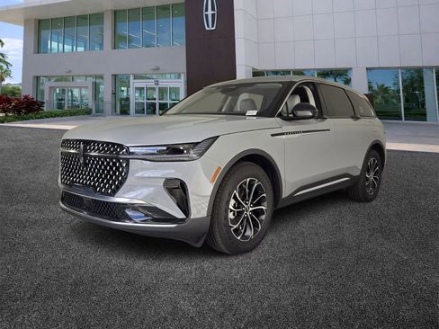 New 2026 Lincoln Nautilus Premier AWD/4WD image 4