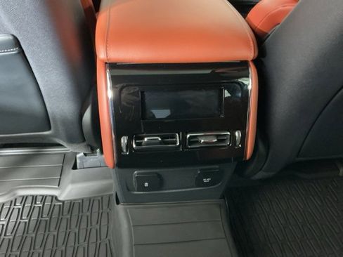 Used 2025 Lincoln Aviator Reserve w/ Equipment Group 201A image 29