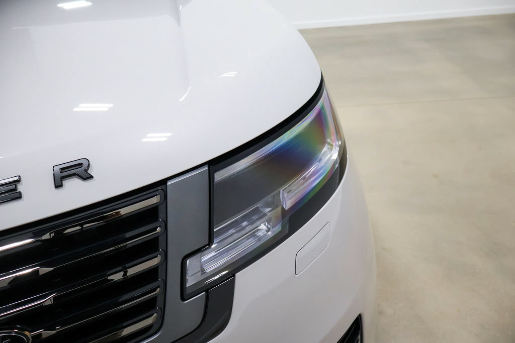 Used 2025 Land Rover Range Rover SV AWD/4WD image 83