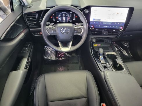 Certified 2024 Lexus NX 250 FWD w/ Premium Package image 13