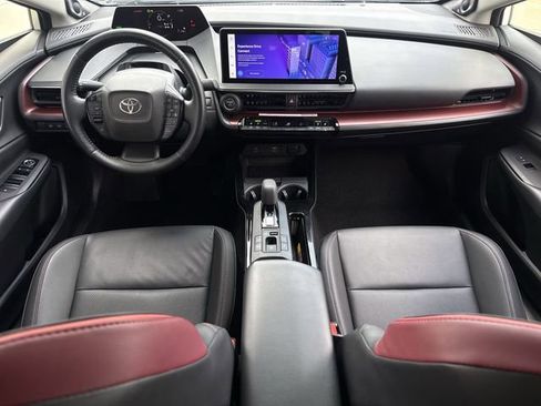 Used 2024 Toyota Prius Prime Premium w/ Advanced Technology Package FWD image 10