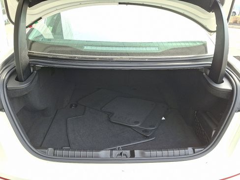 Used 2021 Maserati Ghibli Trofeo image 30