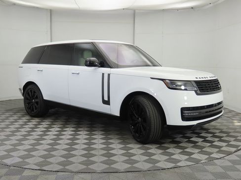 Certified 2023 Land Rover Range Rover Long Wheelbase SE image 3