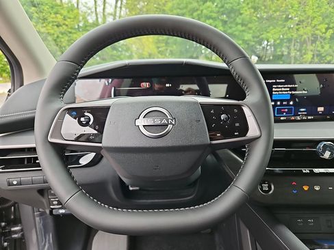 New 2026 Nissan Murano SV AWD/4WD image 13