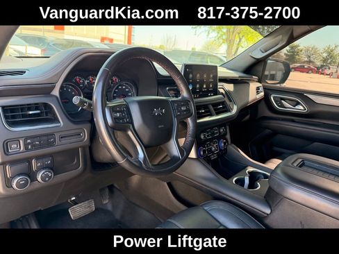 Used 2021 Chevrolet Suburban RST w/ Luxury Package image 16