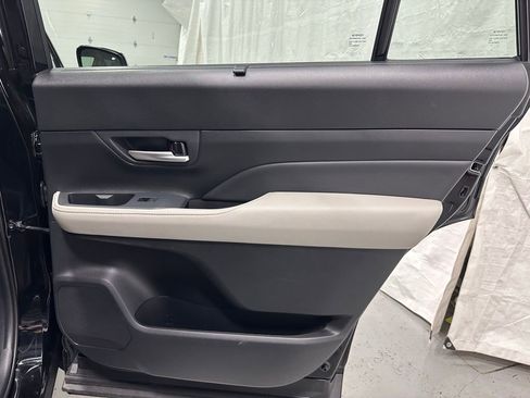 Used 2025 Toyota Grand Highlander AWD image 56