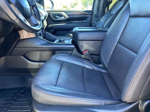 Used 2022 Chevrolet Tahoe High Country image 17