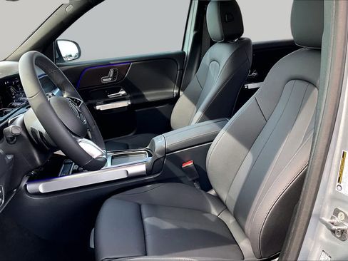 New 2026 Mercedes-Benz GLB 250 image 17