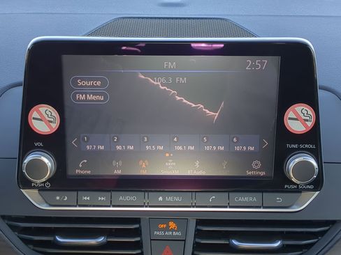 Used 2024 Nissan Altima 2.5 SV image 22