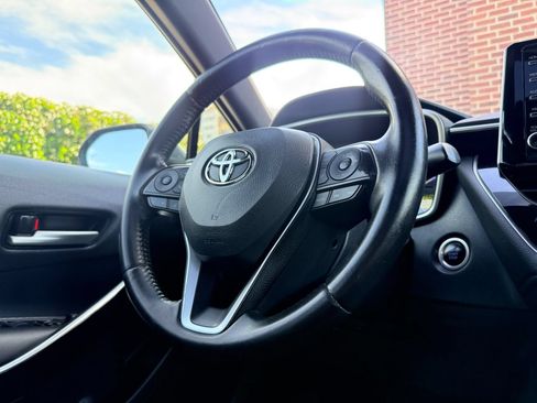 Used 2022 Toyota Corolla XSE w/ Carpet Mat Package (TMS) FWD image 10