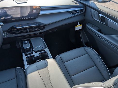 New 2026 Buick Enclave Sport Touring w/ Power Package image 25