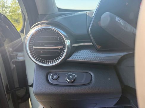New 2026 Chevrolet Trax ACTIV w/ Driver Confidence Package FWD image 35