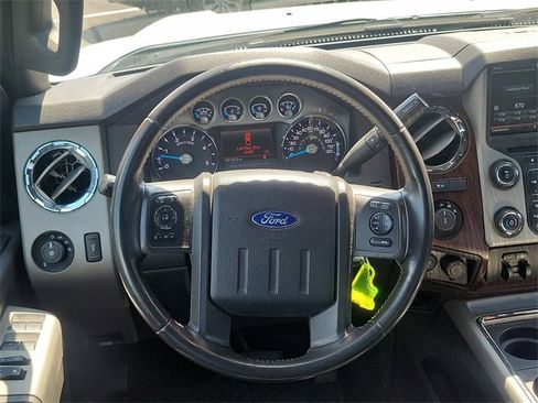 Used 2016 Ford F250 Lariat w/ Lariat Ultimate Package AWD/4WD image 14