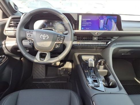 New 2026 Toyota Crown Limited w/ Advanced Technology Package image 18