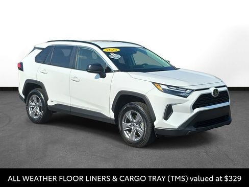 Certified 2025 Toyota RAV4 LE AWD/4WD image 3