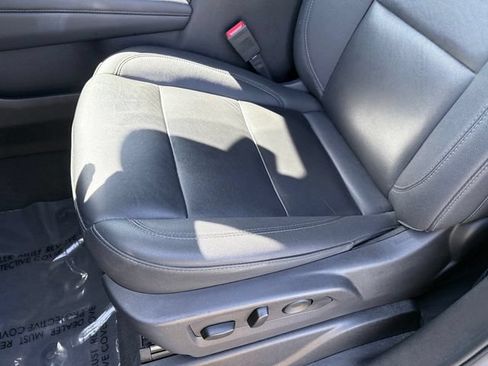 Used 2025 Chevrolet Tahoe LT AWD/4WD image 12