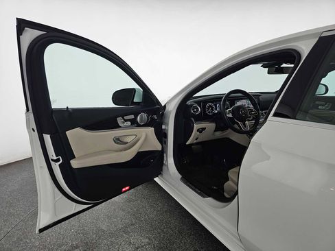 Used 2020 Mercedes-Benz E 350 Sedan image 19