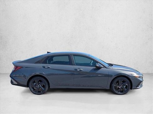 New 2026 Hyundai Elantra Sport FWD image 4