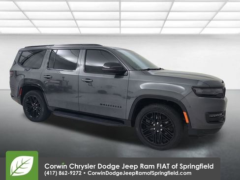 Used 2024 Jeep Wagoneer Series II image 1