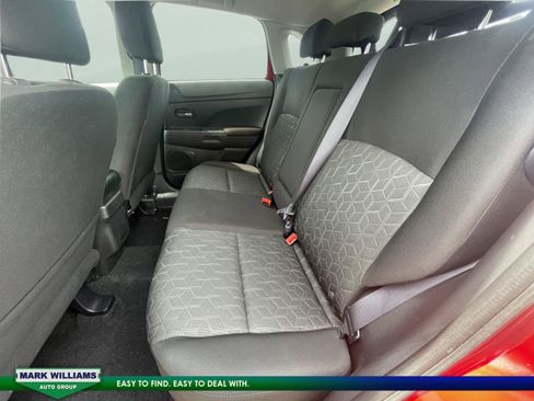 Used 2023 Mitsubishi Outlander Sport ES image 27