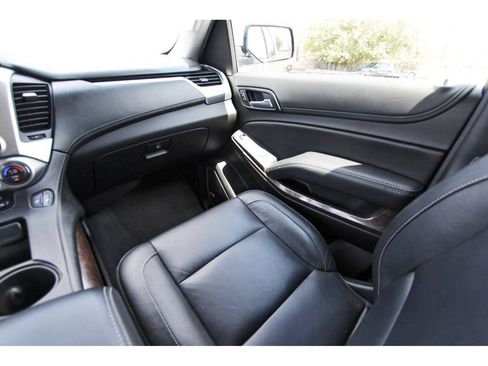 Used 2020 Chevrolet Tahoe LT AWD/4WD image 11
