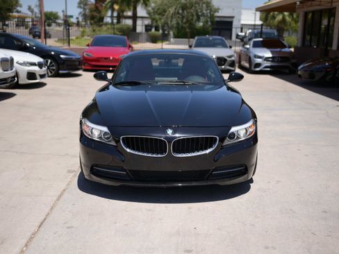 Used 2016 BMW Z4 sDrive28i RWD image 2