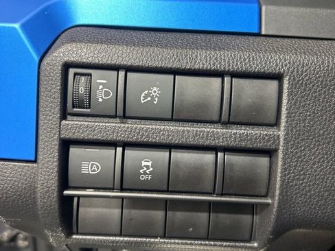 Used 2025 Toyota Tacoma SR5 image 27