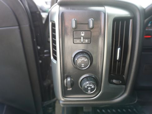 Used 2019 Chevrolet Silverado 1500 LT w/ All Star Edition image 12