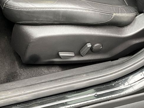 Used 2015 Ford Focus Titanium FWD image 12