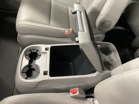 Used 2016 Honda Odyssey EX-L image 24