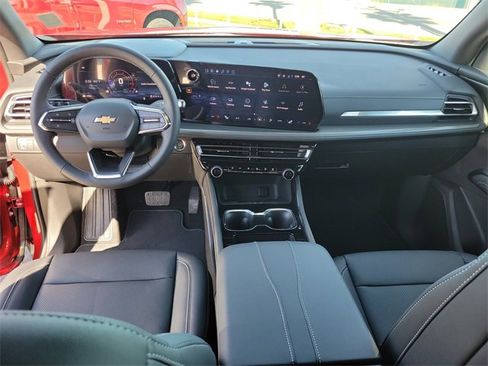 New 2026 Chevrolet Traverse LT w/ Sun and Wheel Package image 12