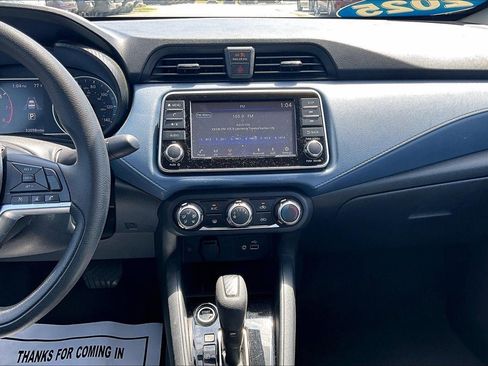 Used 2025 Nissan Versa SV FWD image 9