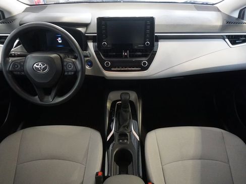 Used 2022 Toyota Corolla LE FWD image 22