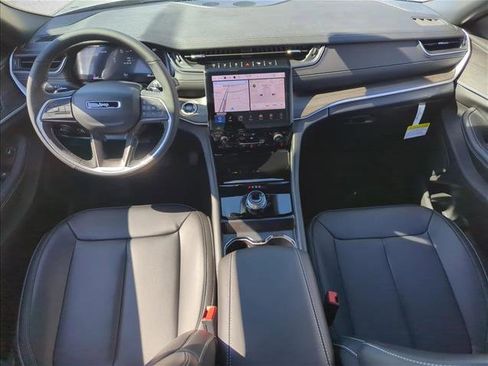 New 2025 Jeep Grand Cherokee L Limited image 13