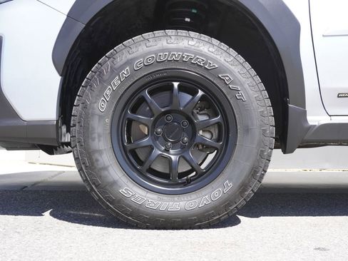 Used 2021 Subaru Crosstrek 2.5i Sport w/ Moonroof Package AWD/4WD image 32