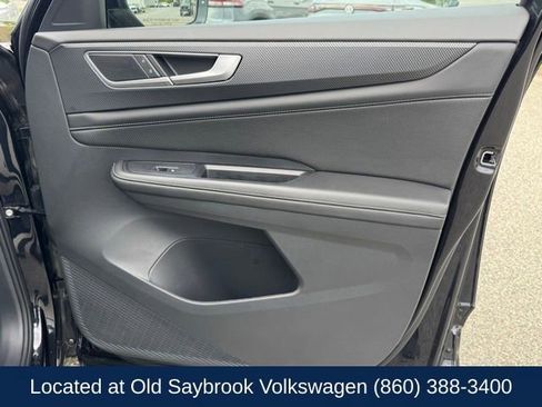 Used 2024 Volkswagen Atlas Cross Sport SEL R-Line AWD/4WD image 26