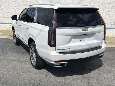 Used 2024 Cadillac Escalade Premium Luxury Platinum w/ Heavy-Duty Trailer Package image 5