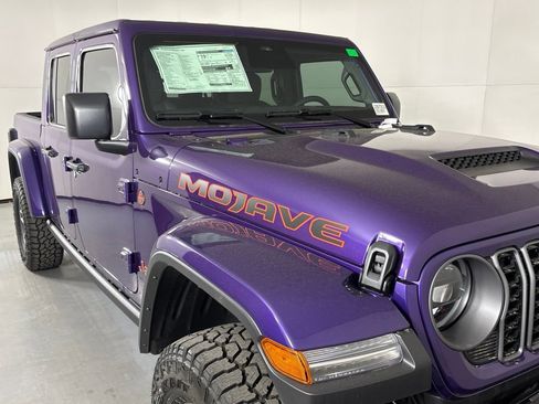 New 2026 Jeep Gladiator Mojave AWD/4WD image 12