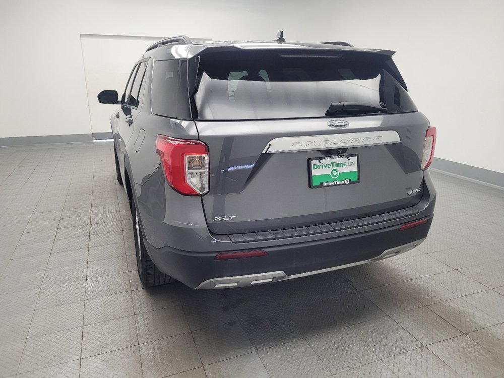 Used 2022 Ford Explorer XLT w/ Equipment Group 202A AWD/4WD image 6