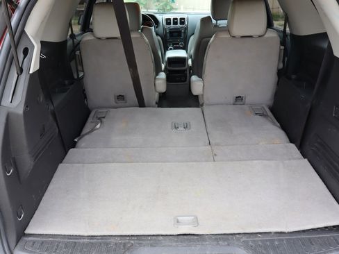 Used 2011 GMC Acadia Denali image 13