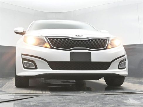 Used 2015 Kia Optima LX image 40