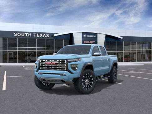 New 2026 GMC Canyon Denali image 8