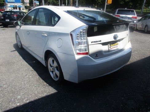 Used 2010 Toyota Prius Five w/ Advanced Technology Pkg FWD image 6