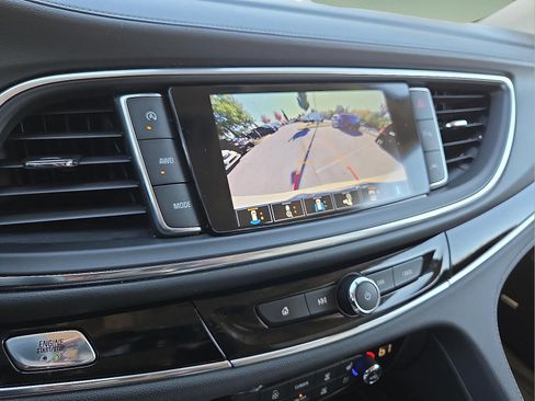 Used 2024 Buick Enclave Avenir w/ Avenir Technology Package image 18