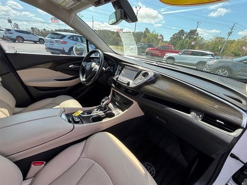 Used 2019 Buick Envision Essence FWD image 23