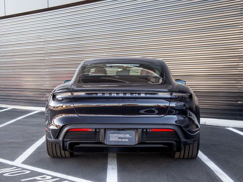 Certified 2024 Porsche Taycan Turbo S AWD/4WD image 10