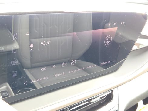 New 2026 Buick Envista Avenir FWD image 20